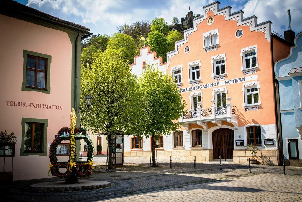 Gasthaus Schwan Riedenburg Eksteriør bilde